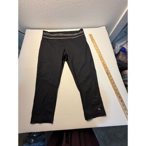 Lukka XL capri legging black